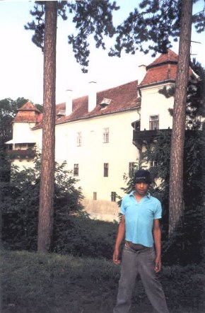  Kemny Jnos kastlynak egyik jelenlegi lakja