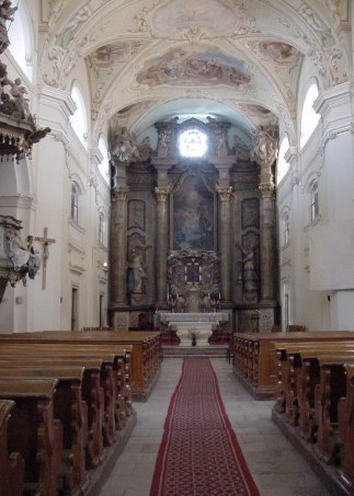 Katolikus plbniatemplom